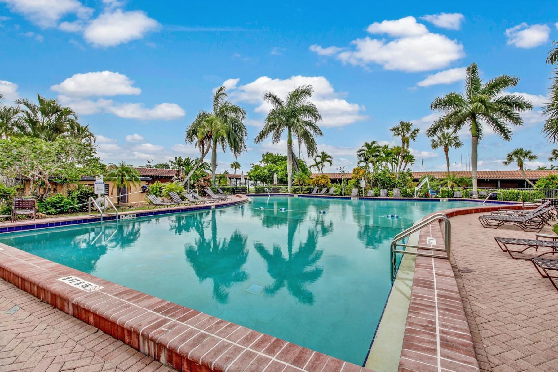 Marina Getaway On The Water! Apartment North North Naples Exterior foto