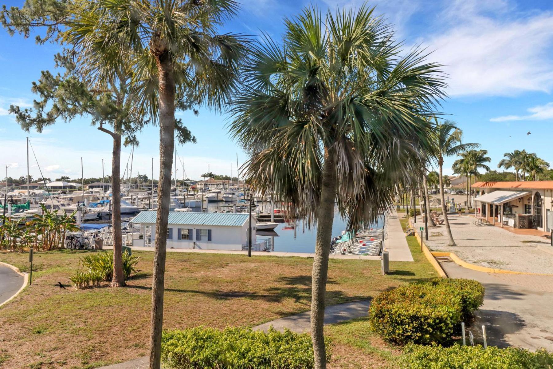 Marina Getaway On The Water! Apartment North North Naples Exterior foto
