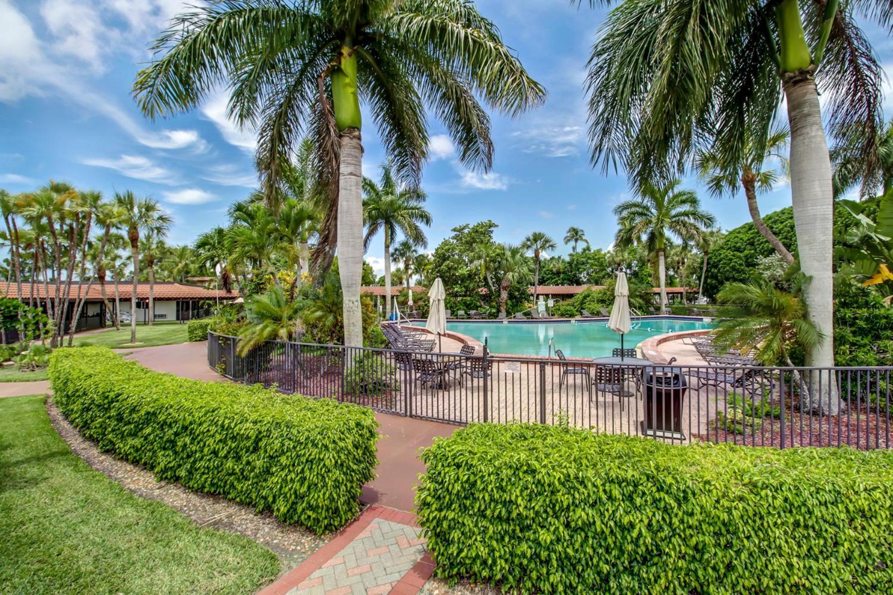 Marina Getaway On The Water! Apartment North North Naples Exterior foto