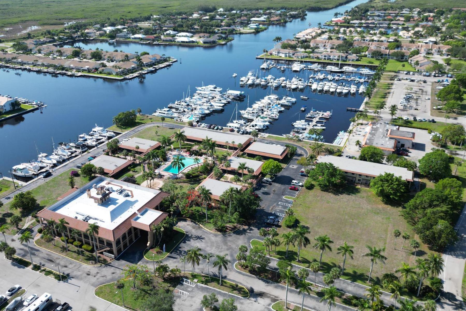 Marina Getaway On The Water! Apartment North North Naples Exterior foto