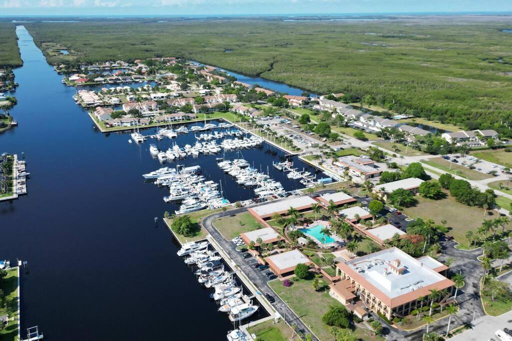 Marina Getaway On The Water! Apartment North North Naples Exterior foto