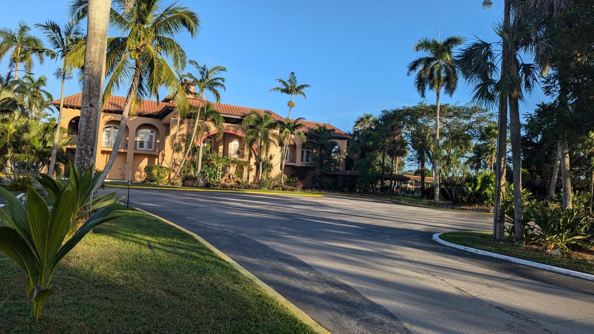 Marina Getaway On The Water! Apartment North North Naples Exterior foto